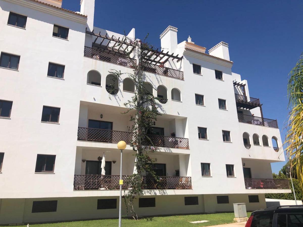 Apartment Da Falesia - Falesia - Netflix And Hbo